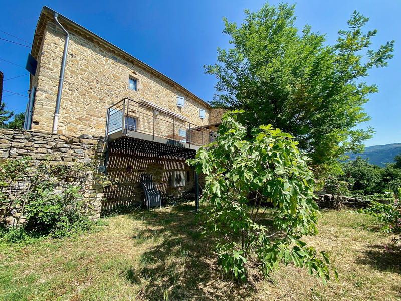 Maison - 160 m² - 9 pièces