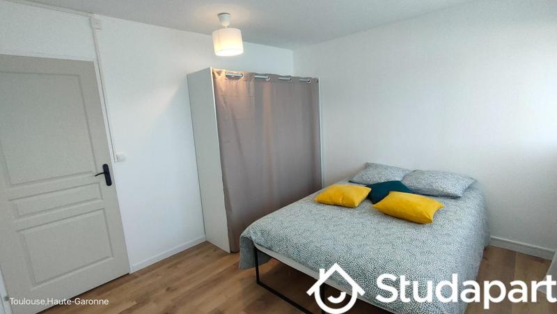 Chambre - 10 m² - 1 pièce
