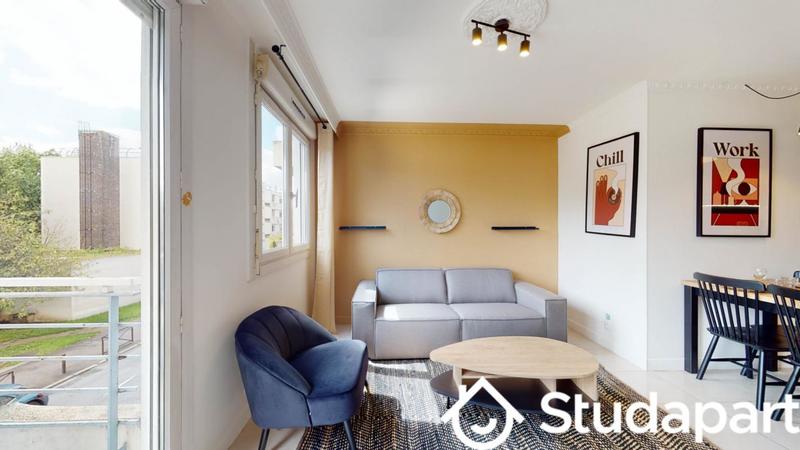 Chambre - 11 m² - 1 pièce