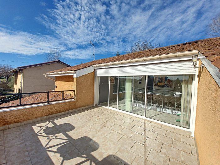 Maison - 170 m² - 6 pièces