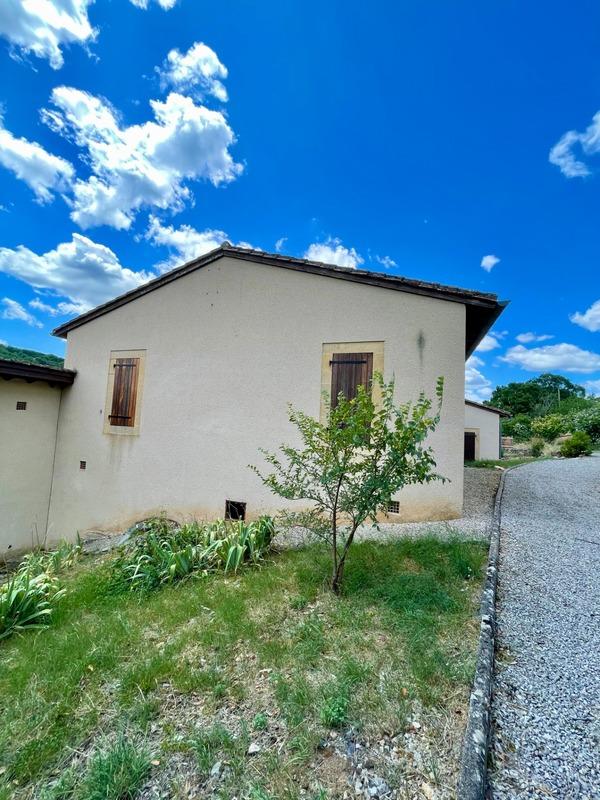 Maison - 107 m² - 4 pièces