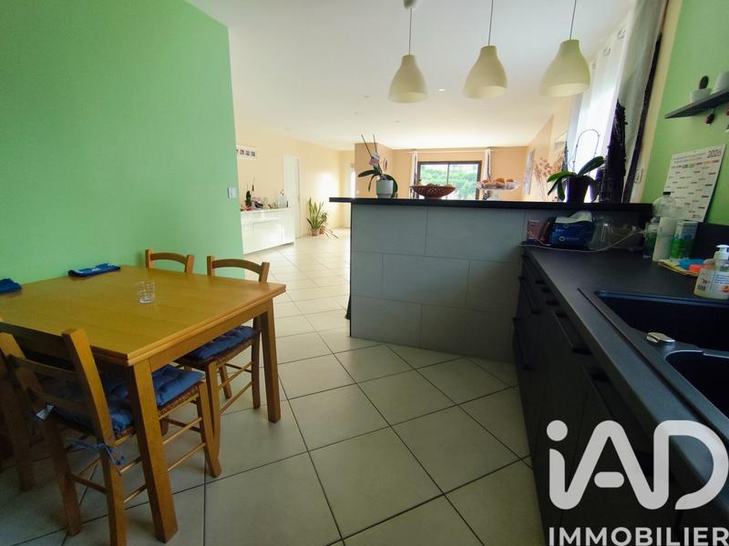 Maison - 110 m² - 5 pièces