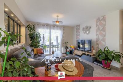 Maison - 143 m² - 6 pièces