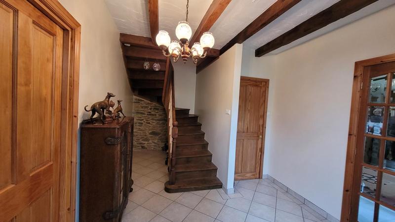 Maison - 152 m² - 6 pièces