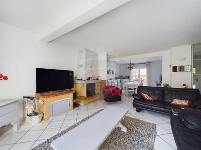 Maison - 150 m² - 8 pièces