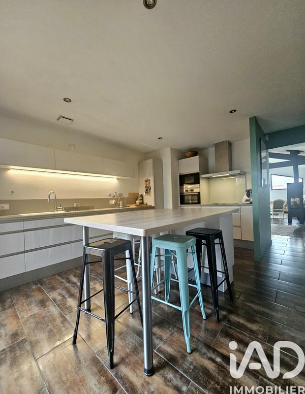 Maison - 168 m² - 6 pièces