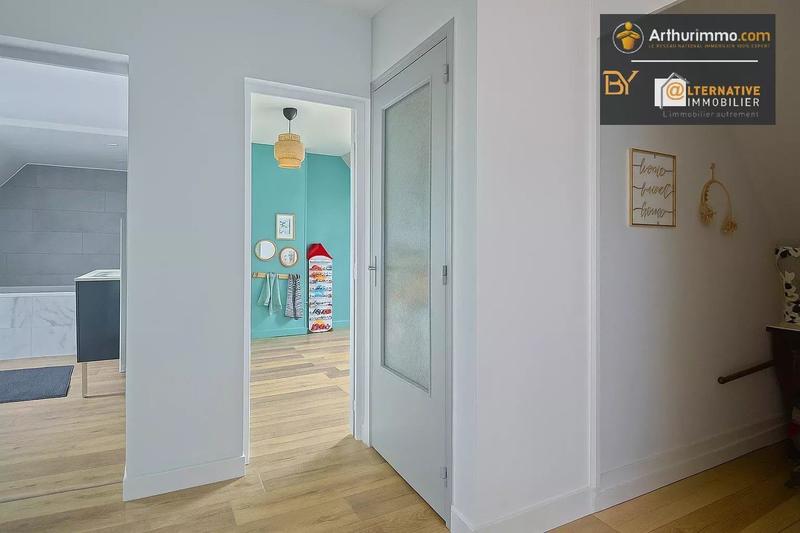 Maison - 137 m² - 7 pièces