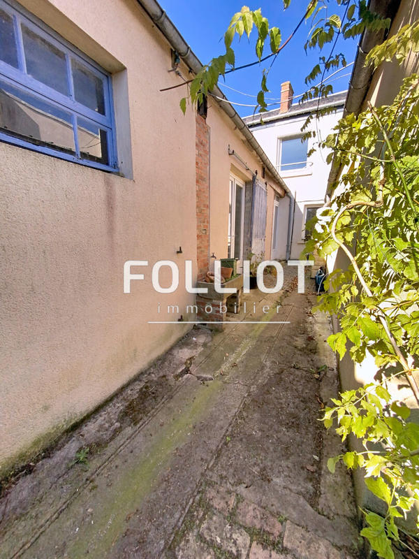 Maison - 200 m² - 7 pièces