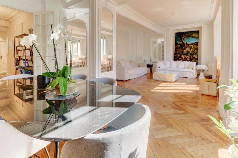 Appartement - 140 m² - 5 pièces