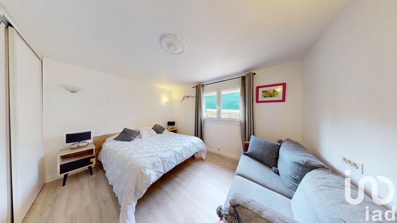 Maison - 190 m² - 7 pièces