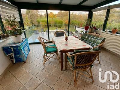 Maison - 240 m² - 9 pièces