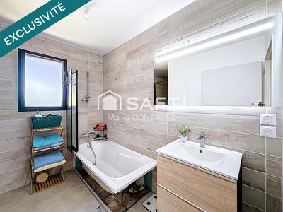 Maison - 98 m² - 4 pièces