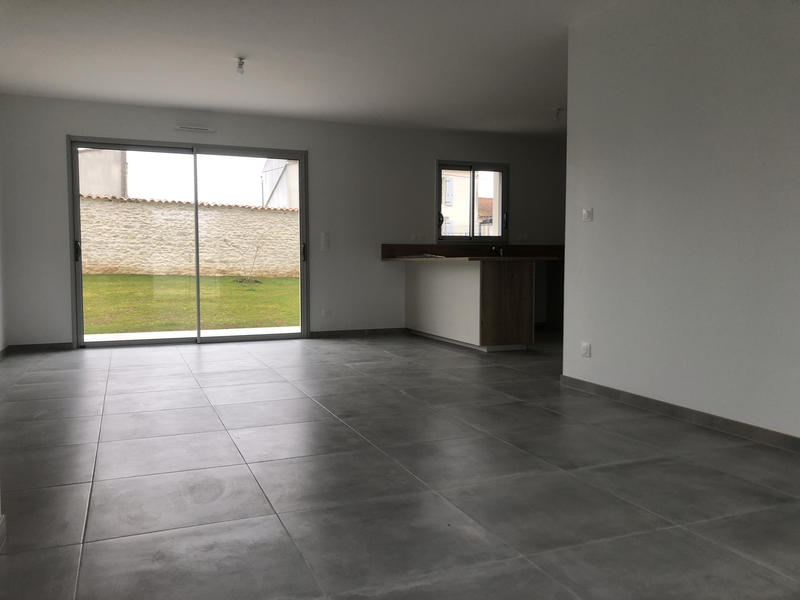 Maison - 93 m² - 5 pièces