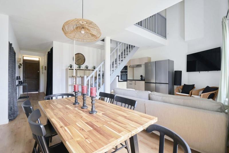 Duplex - 106 m² - 7 pièces