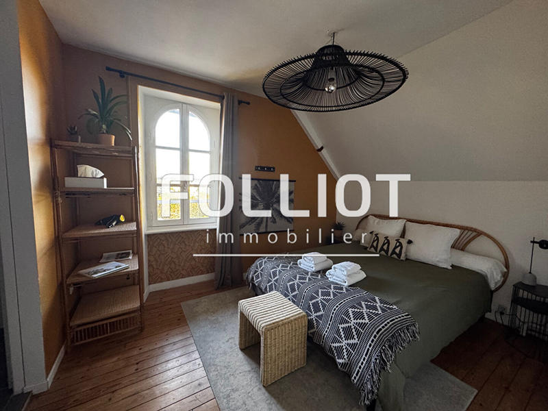 Maison - 357 m² - 15 pièces