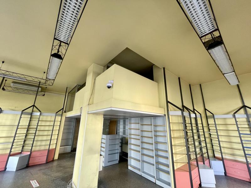 Local commercial - 73 m²