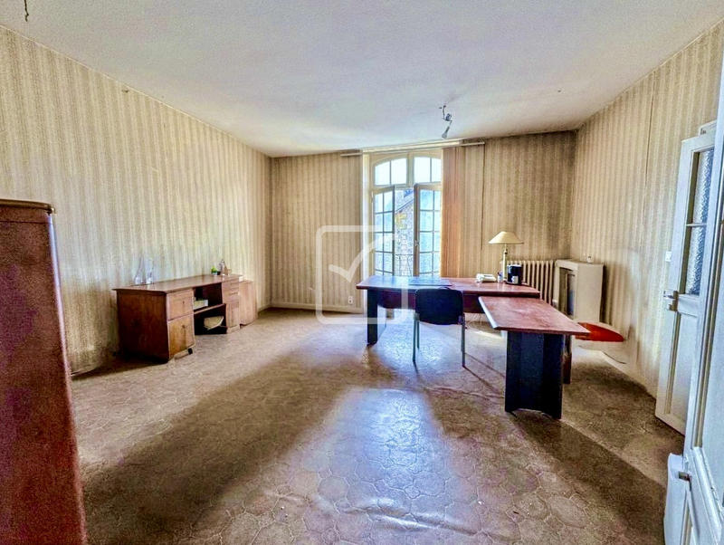 Maison - 155 m² - 8 pièces