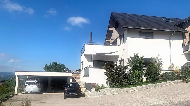 Appartement - 108 m² - 4 pièces