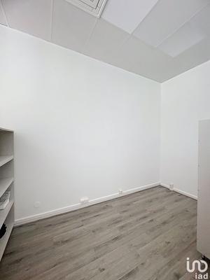 Local commercial - 143 m²