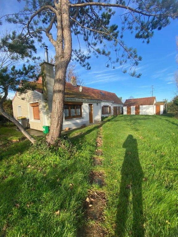 Maison - 104 m² - 4 pièces