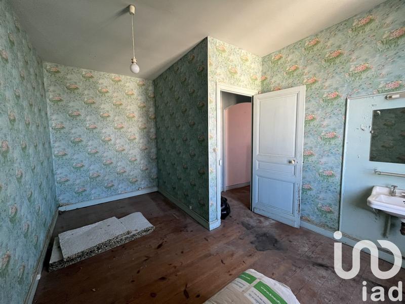 Maison - 287 m² - 13 pièces