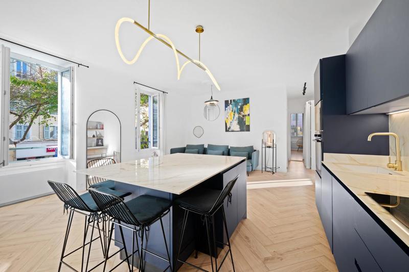 Appartement - 70 m² - 3 pièces