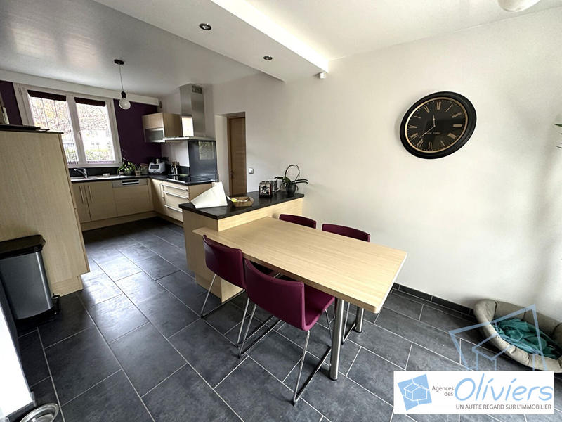 Maison - 150 m² - 7 pièces