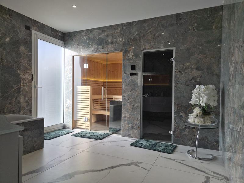 Maison contemporaine - 276 m² - 7 pièces