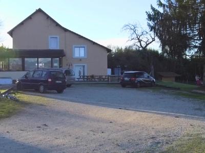 Corps de ferme - 350 m² - 10 pièces