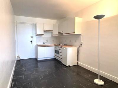Appartement - 14 m² - 1 pièce