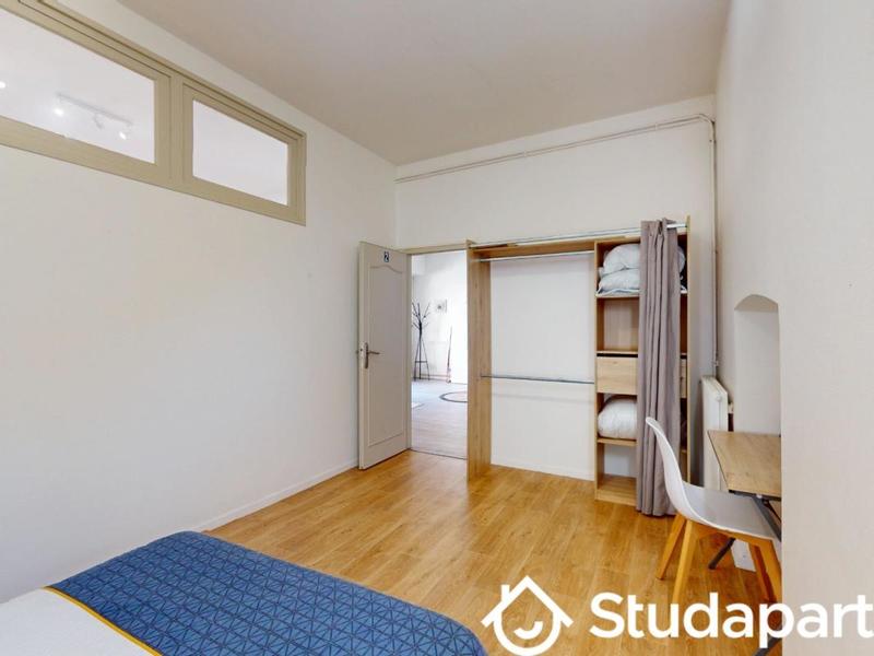 Chambre - 15 m² - 1 pièce