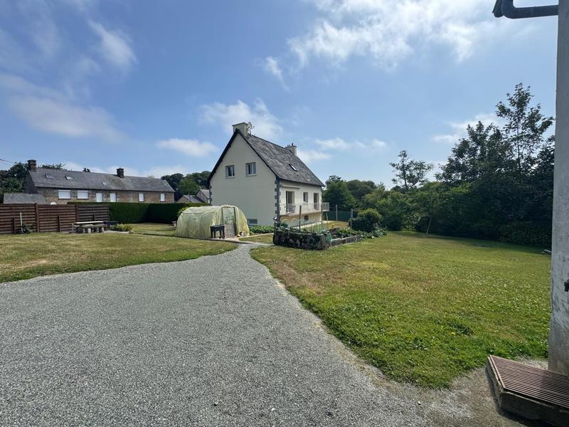 Maison - 125 m² - 7 pièces