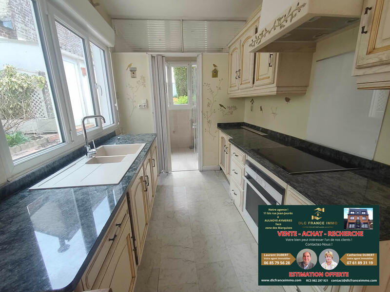 Maison - 110 m² - 8 pièces