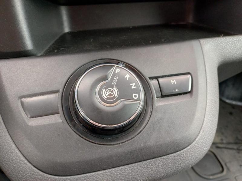 Peugeot Expert III 2.0 Bluehdi 120 s&amp;S Eat8 Std. Asphalt