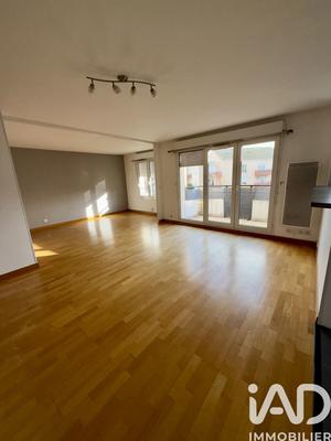 Appartement - 70 m² - 4 pièces