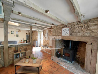 Maison - 230 m² - 8 pièces