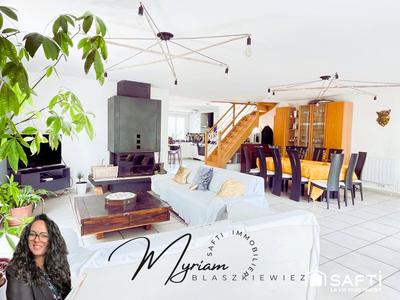 Maison - 166 m² - 8 pièces