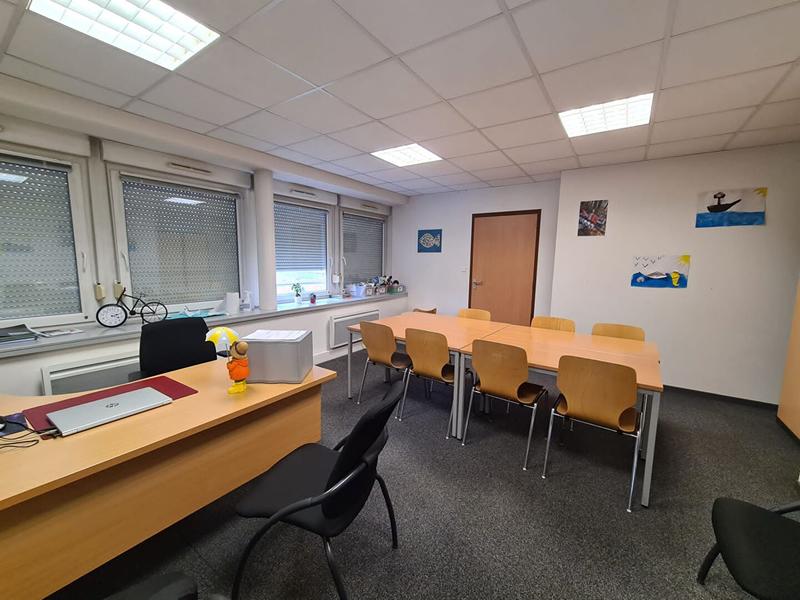 Local commercial - 419 m² - 21 pièces