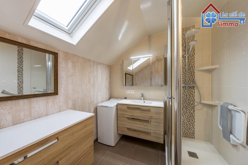 Maison - 95 m² - 4 pièces