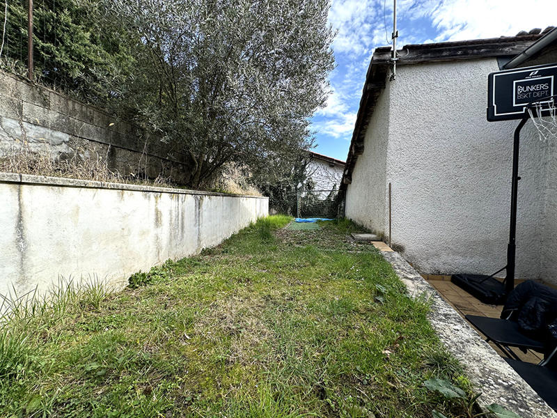 Immeuble - 600 m² - 12 pièces