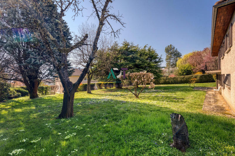 Villa - 180 m² - 7 pièces