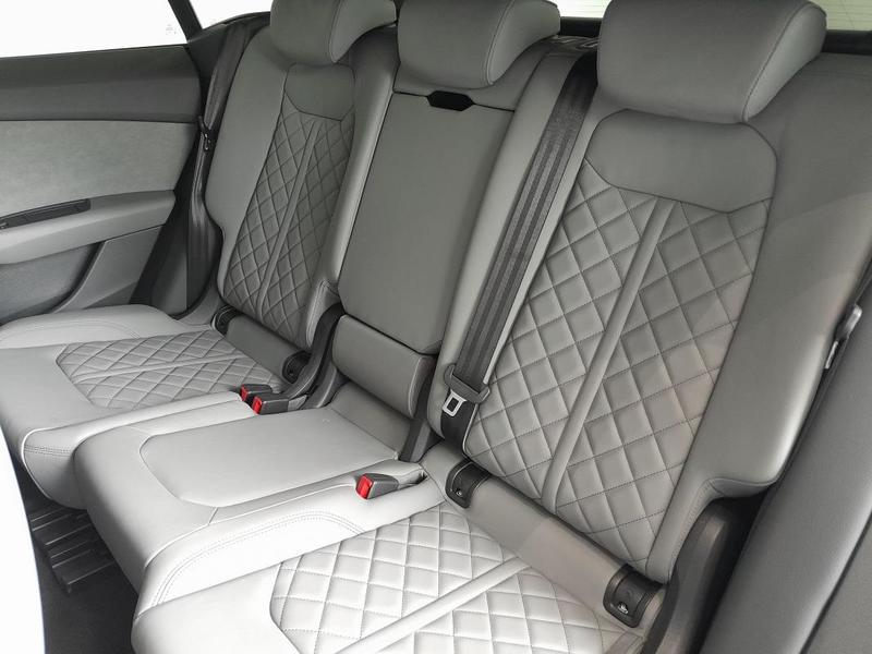 Audi Q8 60 Tfsi e 462 Tiptronic 8 Quattro Compétition