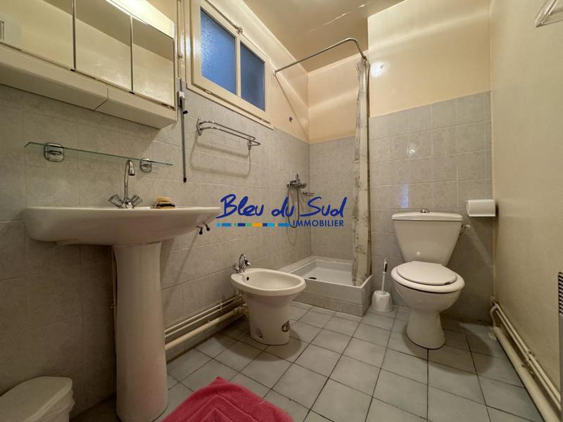 Appartement - 95 m² - 7 pièces