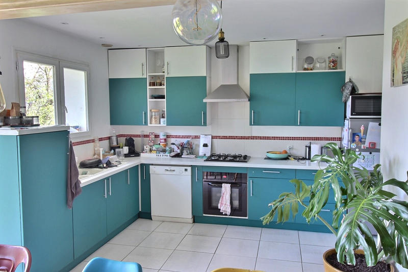 Maison - 140 m² - 6 pièces