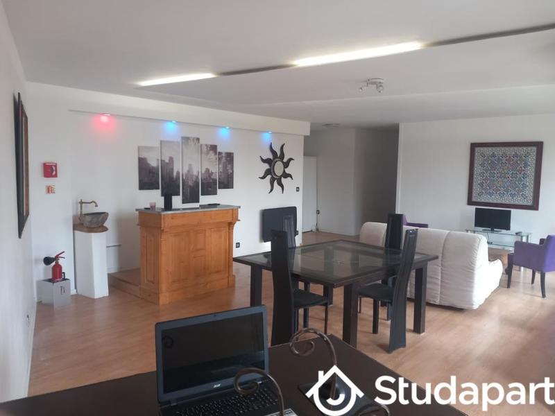 Chambre - 35 m² - 1 pièce