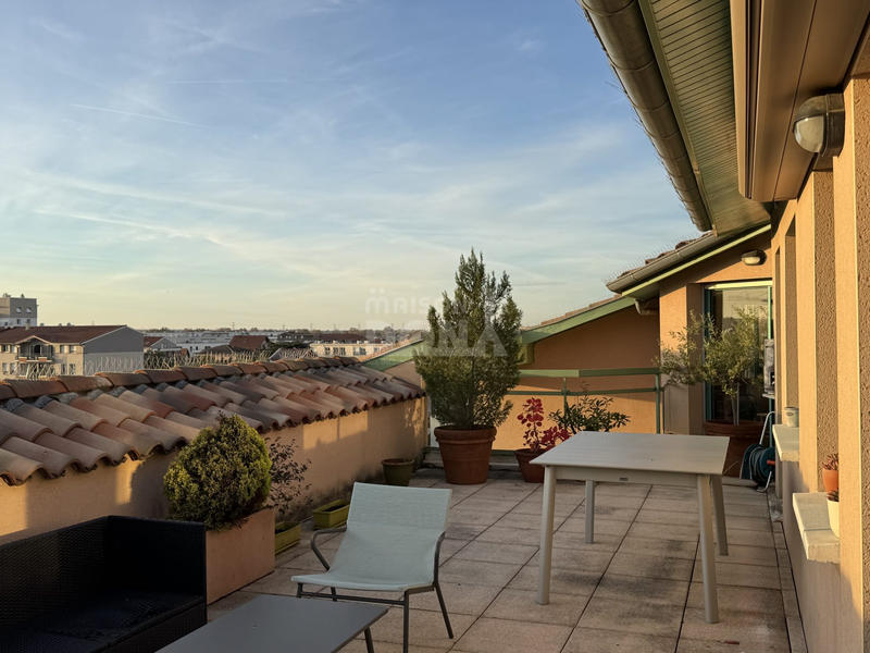 Appartement - 194 m² - 5 pièces