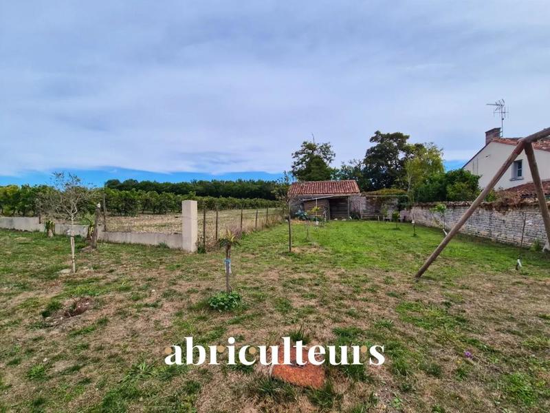 Maison - 230 m² - 6 pièces