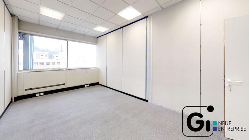 Bureau - 154 m² - 4 pièces