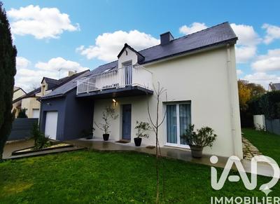 Maison - 151 m² - 6 pièces