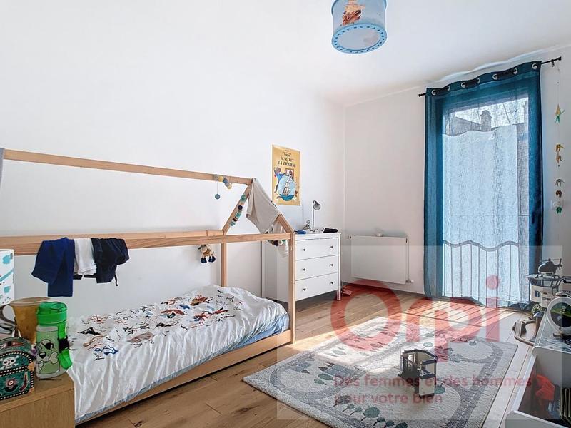 Maison - 211 m² - 7 pièces